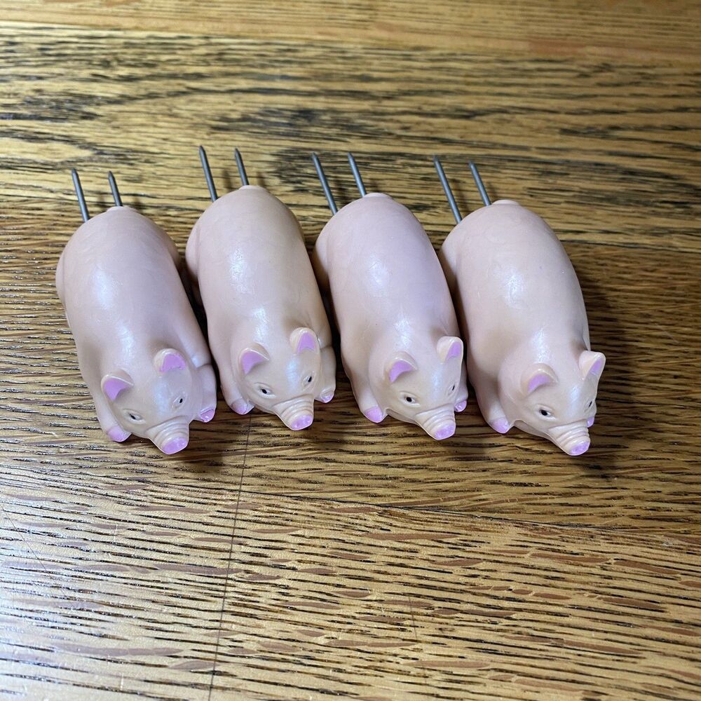 Set Of 4 Vintage Pig Corn Holders Pink Camping Cookout Novelty